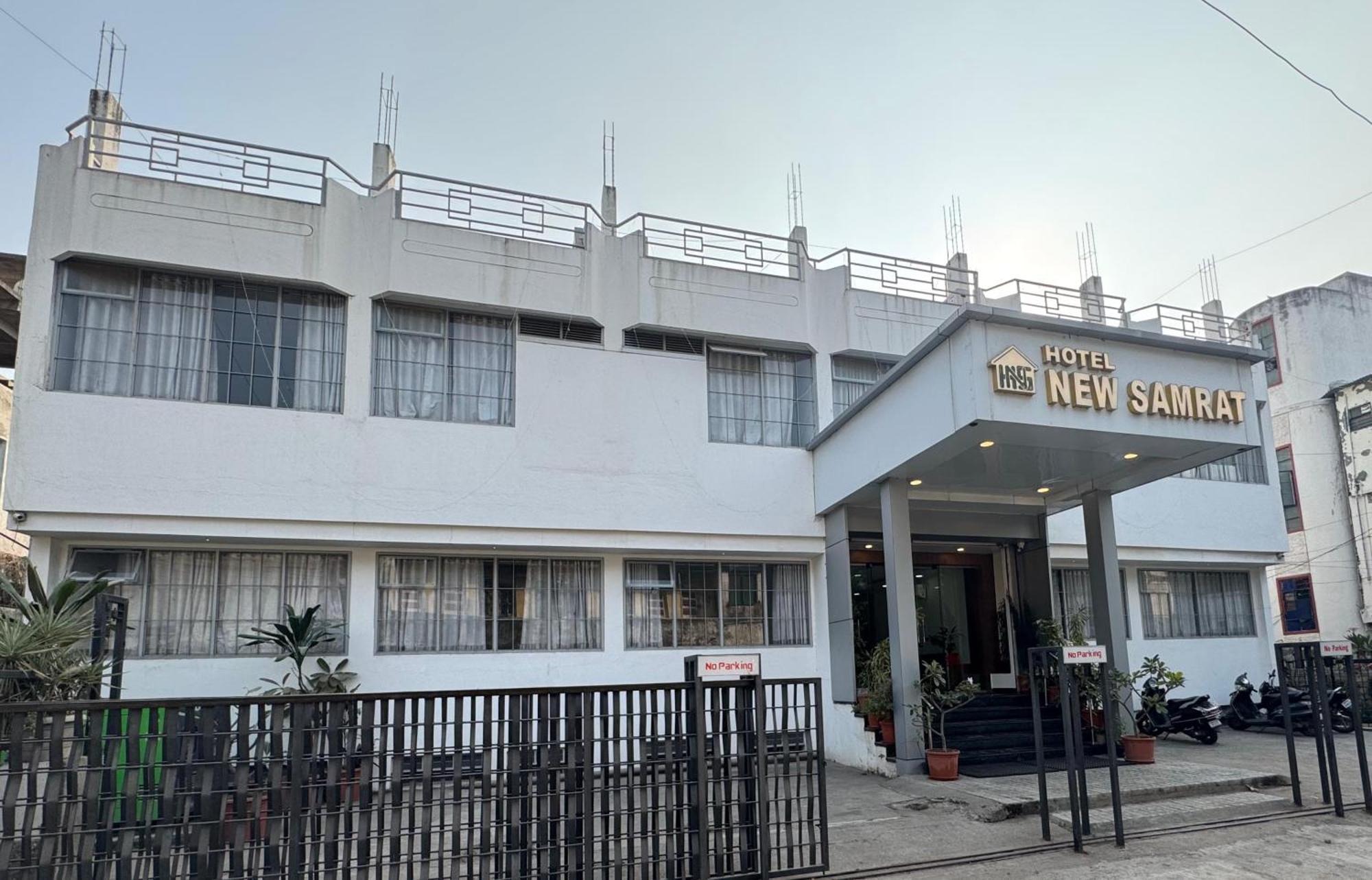 Hotel New Samrat アウランガーバード エクステリア 写真