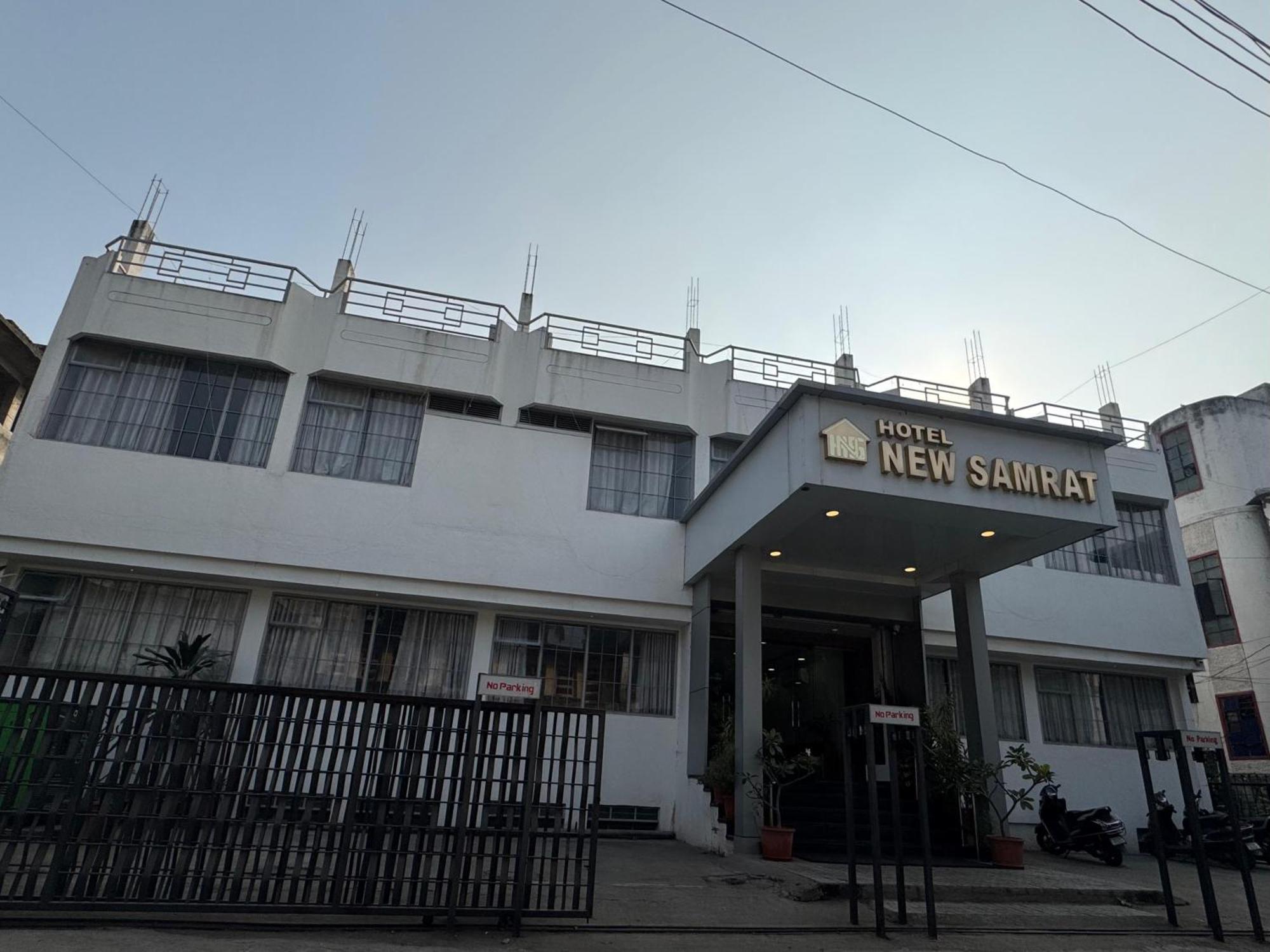 Hotel New Samrat アウランガーバード エクステリア 写真